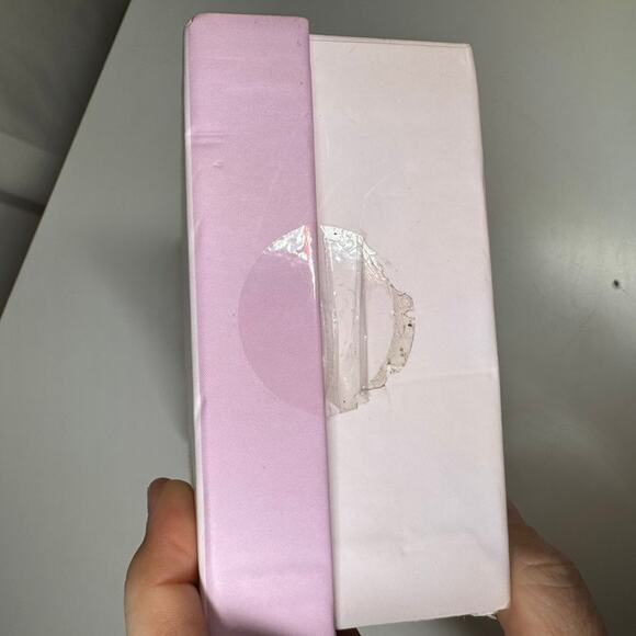 Blush by rue21 Gift Set Lip Gloss Soap Candle Pouf New Sealed Beauty Box - Picture 3 of 7